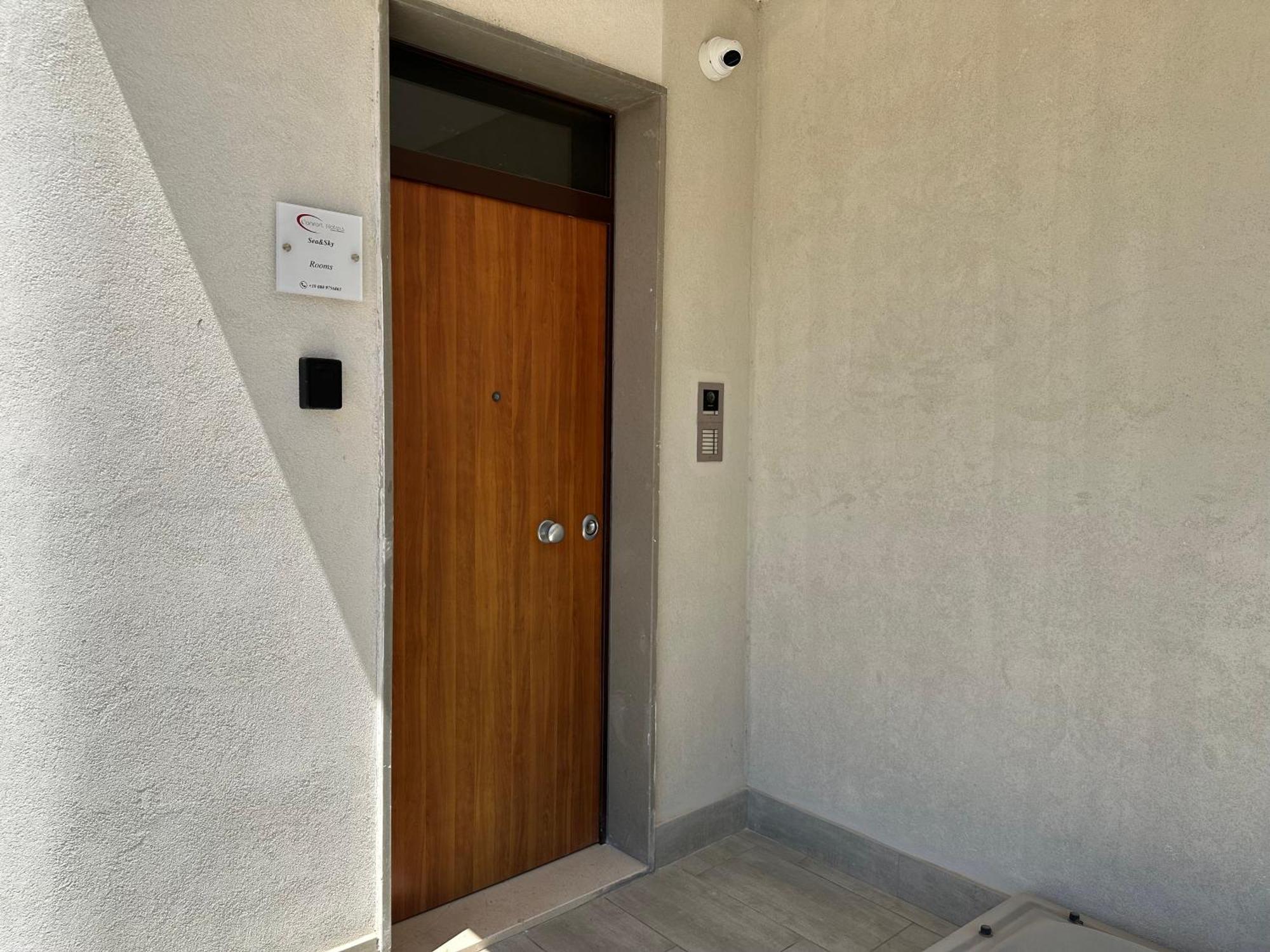 Sea&Sky Rooms Bari Zewnętrze zdjęcie